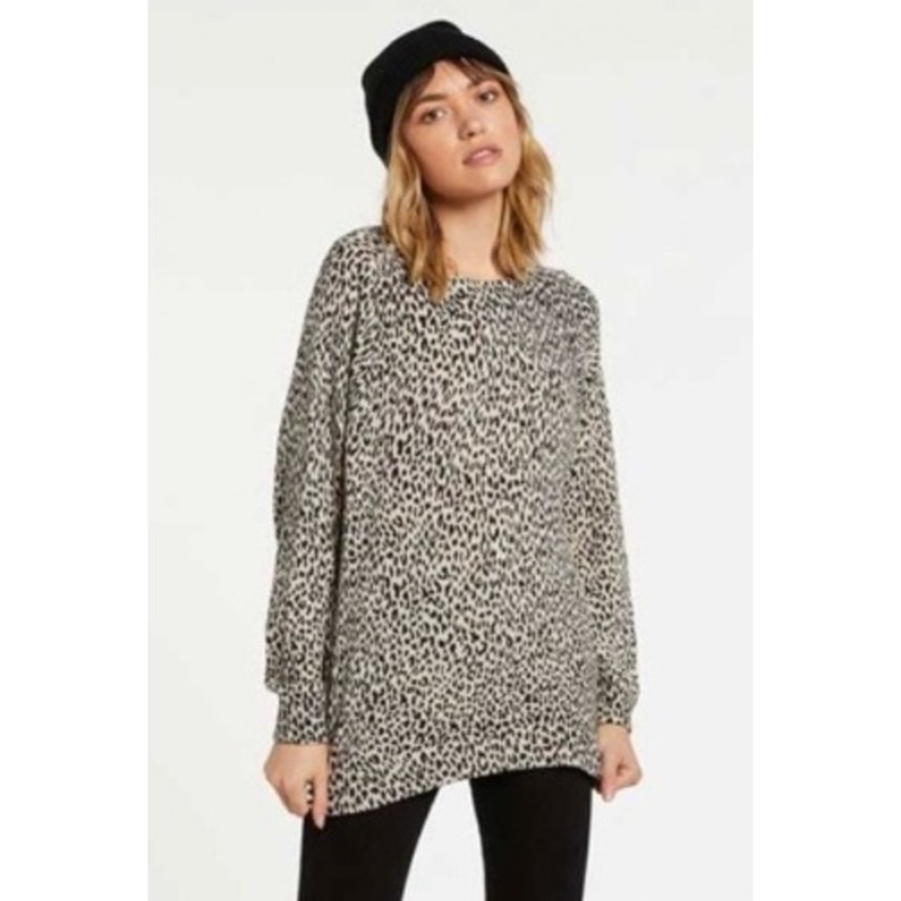 Volcom Womens Leopard Print Crew Neck Long‎ Sleeve Sweater Top XS